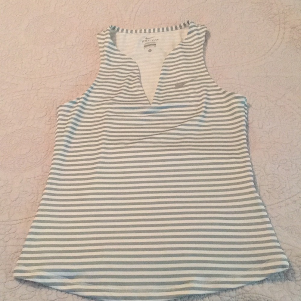 Athletic top